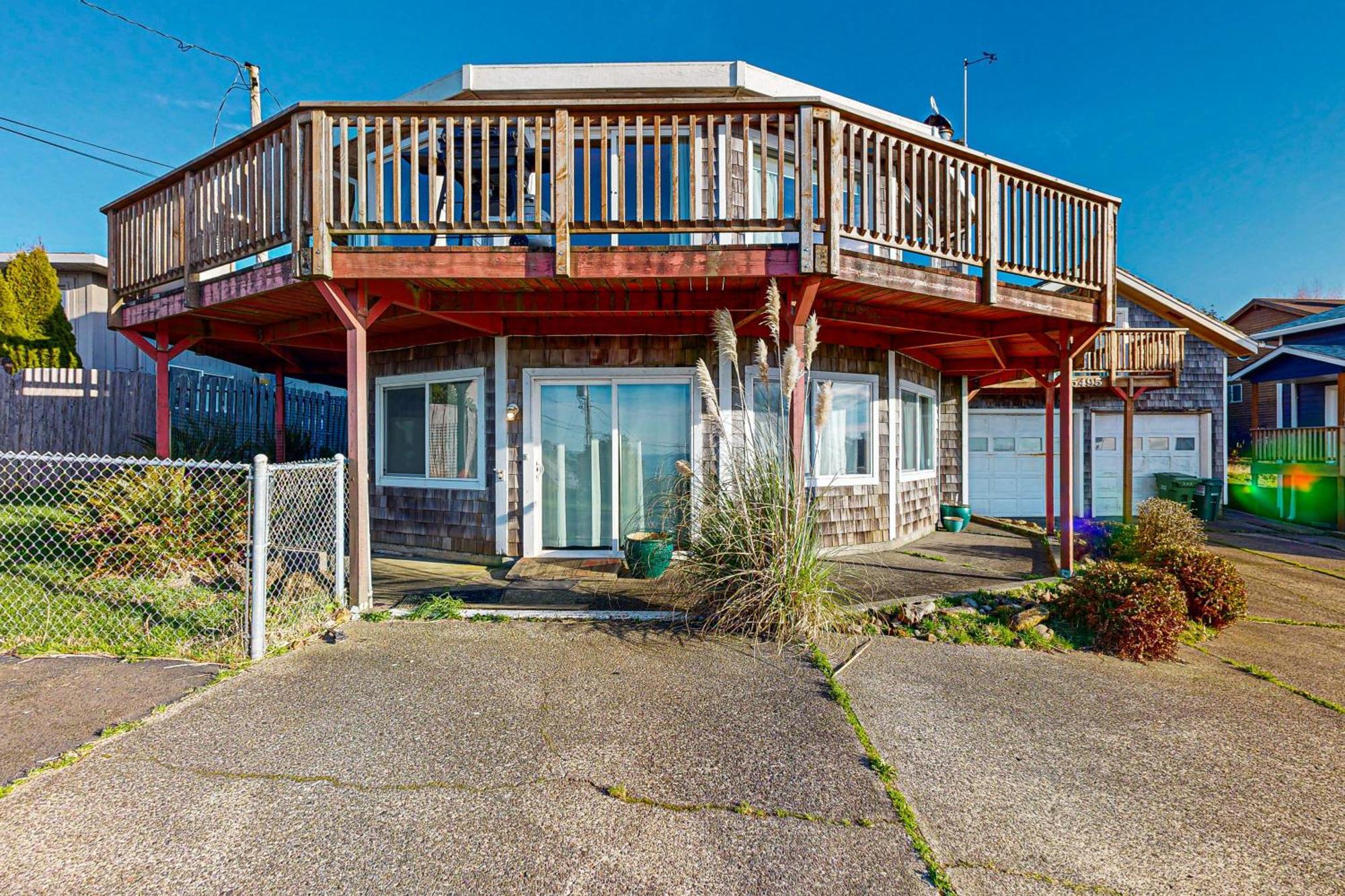 Carousel House In Pacific City Exteriör bild